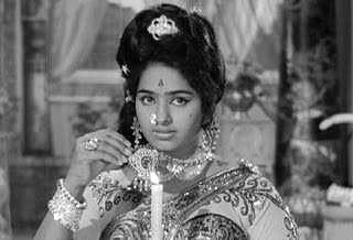 நடிப்பைத் தவிர மற்ற விஷயங்களில்தான் அக்கறை  