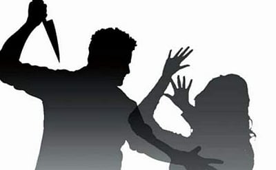 பலூன் கேட்டதற்காக வளர்ப்பு மகளை கொலை செய்த தந்தை!