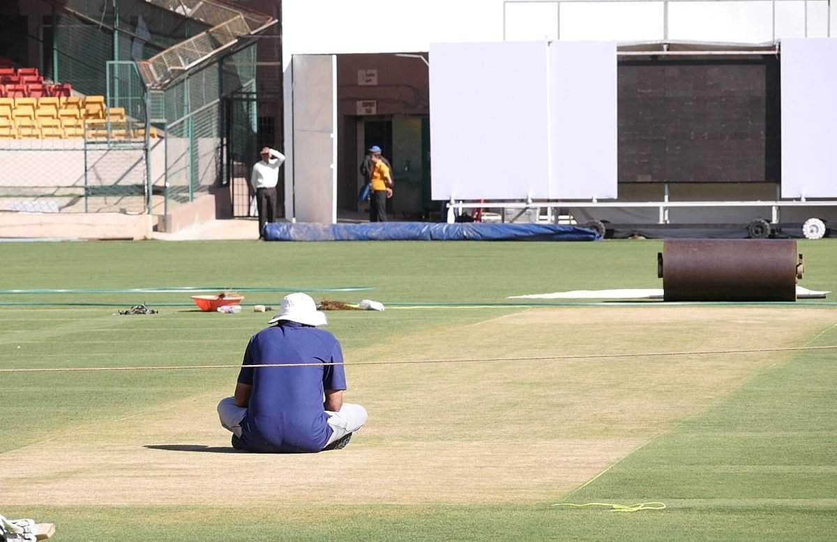 பெங்களூர் டெஸ்ட்: திருப்பி அடிக்குமா இந்திய அணி?