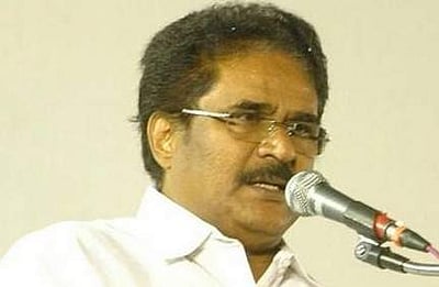 ஜெயலலிதாவை ஓபிஎஸ், ஈபிஎஸ் பார்த்தார்களா?: விளக்கமளிக்க திருநாவுக்கரசர் வலியுறுத்தல்