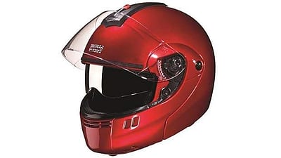 ஹெல்மெட் அணியாமல் சென்றால் ரூ.1000 அபராதம்: மக்களவையில் மசோதா நிறைவேற்றம்