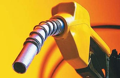 பெட்ரோல், டீசல் விலை குறைப்பு