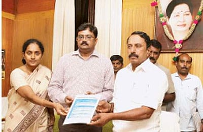 பள்ளிக் கல்வித்துறையில் 6,390 இடங்கள் காலி: ஆண்டு திட்ட அறிக்கை வெளியிட்டது பள்ளிக் கல்வித்துறை