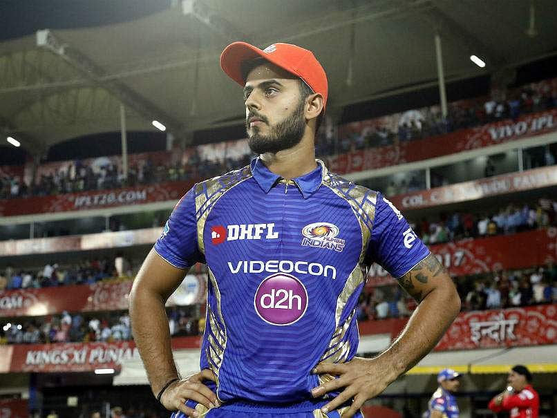 சிக்ஸர்கள் மட்டுமே அடித்து நொறுக்கும் நிதிஷ் ராணா! யார் இவர்?