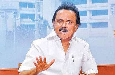 நம்பிக்கை வாக்கெடுப்புக்கும், எம்எல்ஏ.க்களுக்கு பணம் வழங்கியதற்கும் நேரடித் தொடர்பு