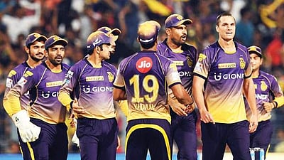 கொல்கத்தா அபார வெற்றி; 49 ரன்களில் சுருண்டது பெங்களூர்