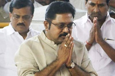 எந்த ஆதாரங்களின் அடிப்படையில் சோதனை: தமிழிசைக்கு தினகரன் கேள்வி