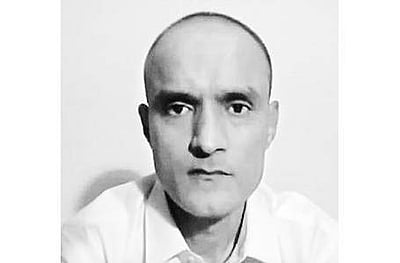 குல்பூஷண் ஜாதவுக்கு விதிக்கப்பட்ட தூக்குத் தண்டனைக்கு இடைக்கால தடை