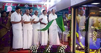 தொடங்கியது மெட்ரோ ரயில் சேவை