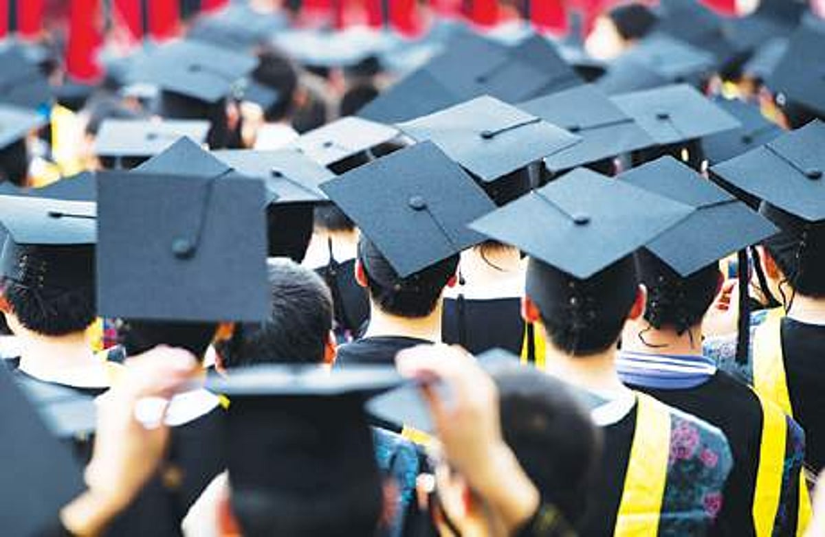 அண்ணா பல்கலை.க்கு தடையில்லை: சென்னைப் பல்கலை.யிலும் பட்டமளிப்பு விழா நடத்தப்படுமா?