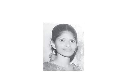 காதலன் மீது புகார் அளித்த பட்டதாரி பெண் தற்கொலை