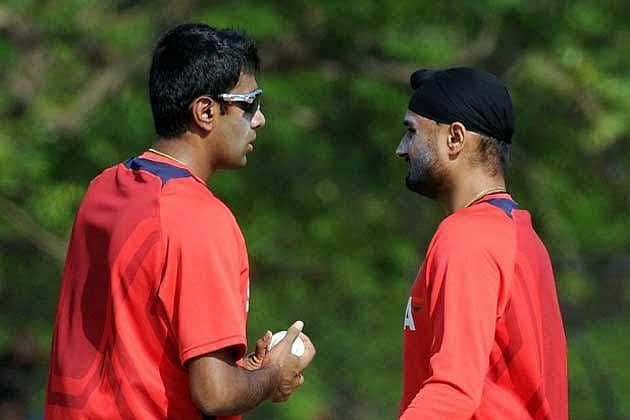 அஸ்வின் மீது எனக்குப் பொறாமையில்லை: ஹர்பஜன் சிங் விளக்கம்