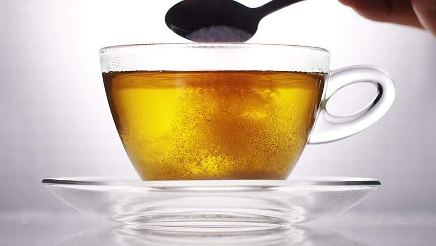 பொன்னிறத் தேனீர் தயாரிக்க தெரியுமா உங்களுக்கு?!