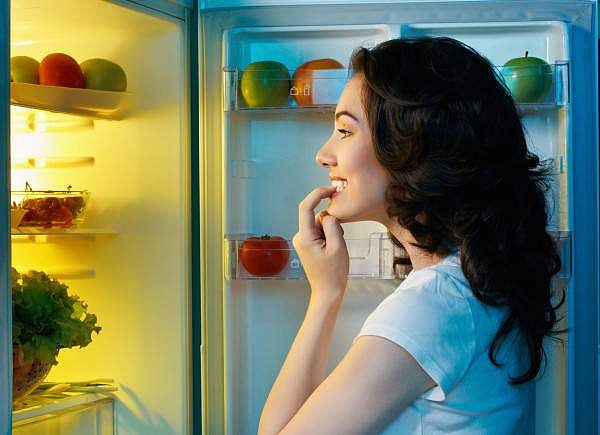 இரவில் இதையெல்லாம் சாப்பிடாதீர்கள்!