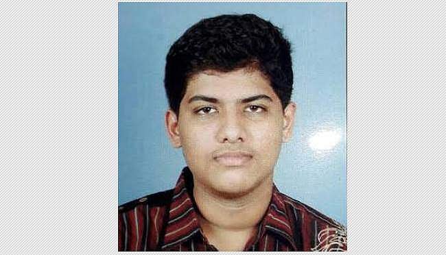 சிவில் சர்வீஸ் தேர்வு: ஸ்ரீவில்லிபுத்தூர் மாணவர் பிரதாப் முருகன் மாநில அளவில் முதலிடம்