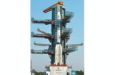 ஜிசாட் 9 செயற்கைக்கோளுடன் வெற்றிகரமாக விண்ணில் பாய்ந்தது ஜிஎஸ்எல்வி எஃப்09 ராக்கெட்!