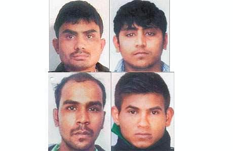 நிர்பயா குற்றவாளிகளை உடனடியாக தூக்கிலிடுங்கள்: மகளிர் ஆணையத்தில் தாய் கோரிக்கை