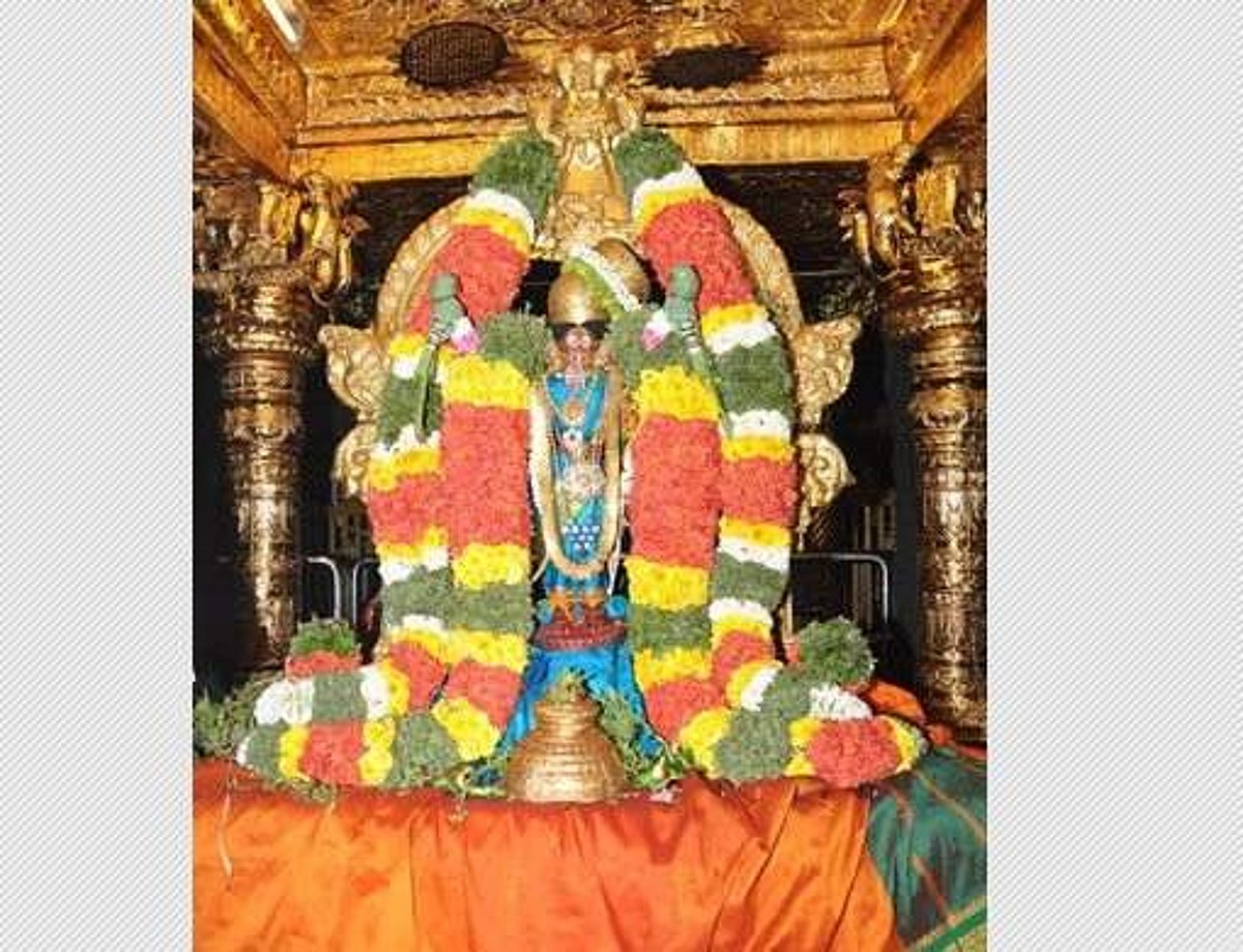 கள்ளழகர் சூடிக் கொள்ள ஸ்ரீஆண்டாள் சூடிக்களைந்த மங்களப் பொருட்கள் அனுப்பும் விழா