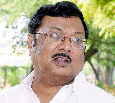 பேரணியில் வந்த ஒன்றரை லட்சம் பேரை கட்சியை விட்டு நீக்குவார்களா?: திமுக தலைமைக்கு அழகிரி கேள்வி 