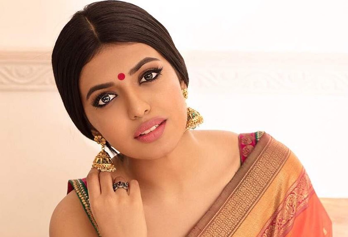 கதாநாயகியாக அறிமுகமாகும் டாக்டர் ராஜசேகர் - ஜீவிதா மகள்!