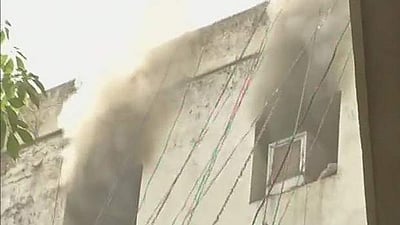 லக்னெள விற்பனை வரி அலுவலகத்தில் தீ