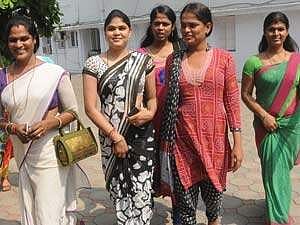 திருநங்கைகளுக்கு நெல்லை மனோன்மணியம் சுந்தரனார் பல்கலையில் இலவச கல்வி: உயர்கல்வித்துறை அமைச்சர் அன்பழகன் அறிவிப்பு!