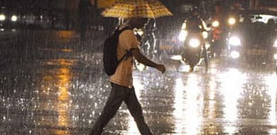 சென்னை மற்றும் புறநகர் பகுதிகளில் பரவலான மழை!