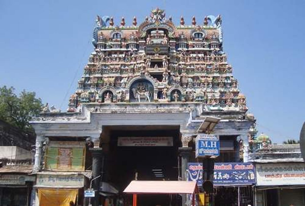 நெல்லையப்பர் கோயில் தேர்கள் சுத்தப்படுத்தும் பணி; போக்குவரத்து மாற்றம்