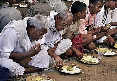  ஏழைகளுக்கு உணவளித்தல் 5 தலைமுறைக்குப் புண்ணியமாம்!