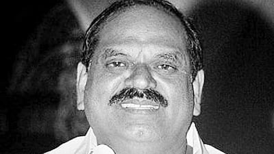 அதிமுகவின் இரு அணிகளும் இணைய வாய்ப்பு: ஆர். வைத்திலிங்கம்