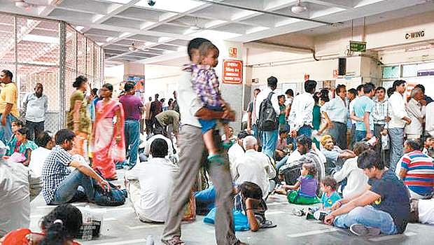 மரணம் குறைந்திருக்கிறது.. நோயும் மருத்துவமனையும் குறையவில்லையே ஏன்?