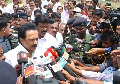 அதிமுக அடிபணிந்து போவதற்கு பாஜக தான் காரணம்: மு.க. ஸ்டாலின் குற்றச்சாட்டு