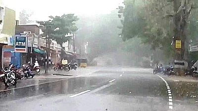 தமிழகத்தில் விரைவில் பருவ மழை தொடங்கும்: சென்னை வானிலை ஆய்வு மையம்