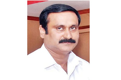 பள்ளிக் கல்வி: அமைச்சருடன் விவாதிக்கத் தயார்: அன்புமணி ராமதாஸ்