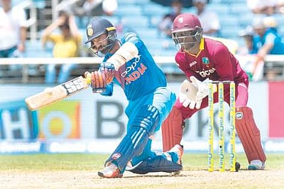 தினேஷ் கார்த்திக் அதிரடி: இந்தியா 190 ரன்கள் குவிப்பு