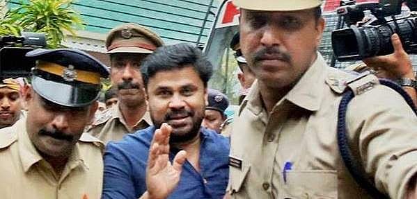 நடிகை கடத்தல் வழக்கா? அல்லது மீண்டுமொரு லஷ்மி காந்தன் கொலைவழக்கா? முடிவு அப்படித்தானோ!