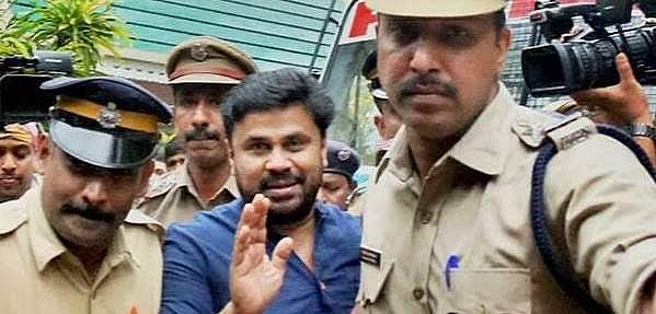 நடிகை கடத்தல் வழக்கா? அல்லது மீண்டுமொரு லஷ்மி காந்தன் கொலைவழக்கா? முடிவு அப்படித்தானோ!