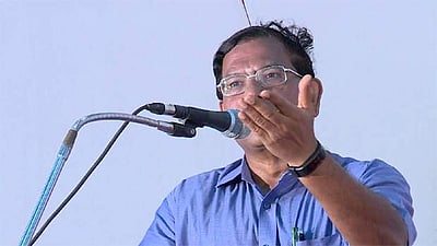 இதே நிலை நீடித்தால் எங்களால் எடப்பாடி ஆட்சி கவிழாது... இல்ல கவிழும்: மாஃபா பாண்டியராஜன்