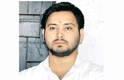 பதவி விலகல் அல்லது பதவி நீக்கத்தை தவிர தேஜஸ்வி பிரசாத்துக்கு வேறு வழியில்லை: பாஜக