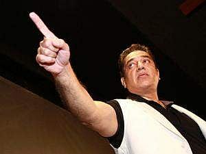 தமிழக அரசியலில் புதிய புயல்: கமலின் பிரவேசம் புழுதியை கிளப்புமா புரட்டிப் போடுமா..!