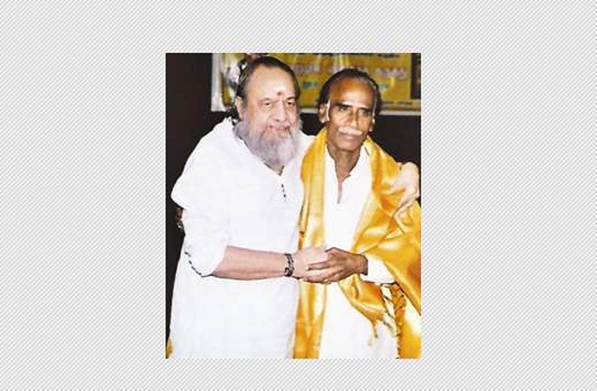 உன் பாட்டு என் பெயரில் இருக்கக் கூடாதா?