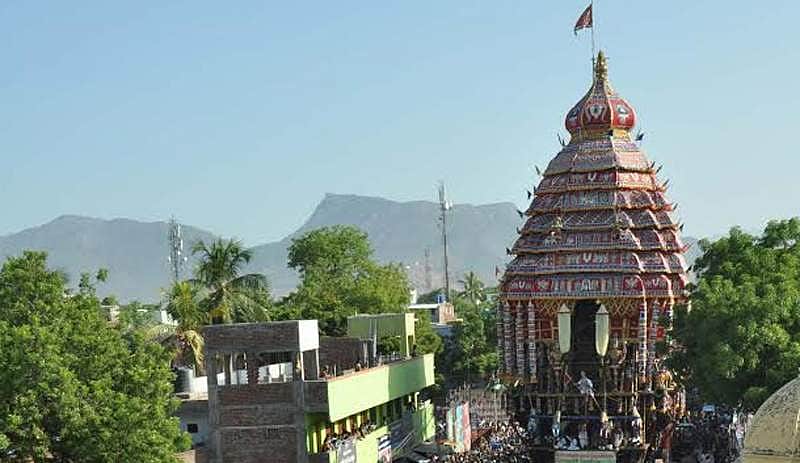 ஸ்ரீவில்லிபுத்தூர் ஸ்ரீஆண்டாள் ஆடிப்பூர தேரோட்டம்: ஏராளமான பக்தர்கள் வடம் பிடித்து இழுத்தனர்