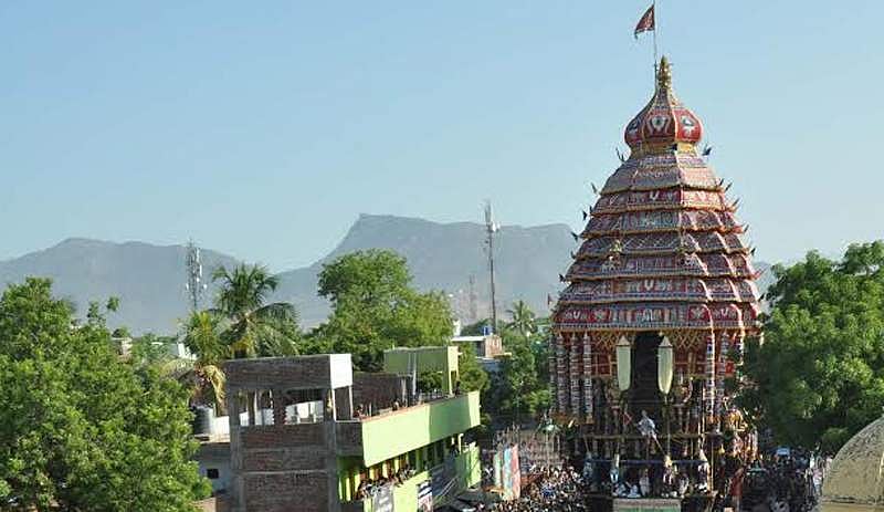 ஸ்ரீவில்லிபுத்தூர் ஸ்ரீஆண்டாள் ஆடிப்பூர தேரோட்டம்: ஏராளமான பக்தர்கள் வடம் பிடித்து இழுத்தனர்