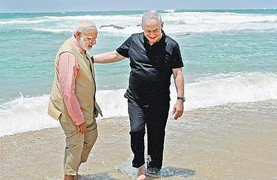 கடல்நீரை நன்னீராக்கும் தொழில்நுட்பம் நேரில் பார்வையிட்ட பிரதமர் மோடி