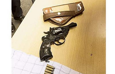 ரெளடி அப்புவின் கூட்டாளிகள் கைது: துப்பாக்கி, தோட்டாக்கள் பறிமுதல்