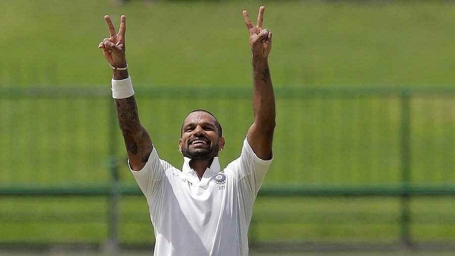 சதமடித்த தவன்: வெளிநாடுகளில் சாதிக்கும் வீரர்!