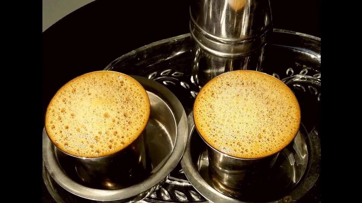 இன்ஸ்டண்ட் காஃபி போர் அடிக்குதா? அப்போ ஸ்ட்ராங்கா ஃபில்டர் காஃபி போடக் கத்துக்கலாமே!