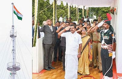 மக்கள் சேவையே இலக்கு: முதல்வர் பழனிசாமி அறிவிப்பு