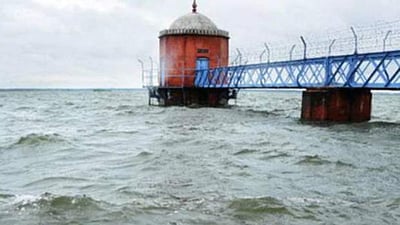 சென்னையில் கனமழை: செம்பரம்பாக்கம் ஏரிக்கு நீர் வரத்தும் அதிகரிப்பு