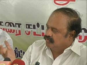 விசாரணை கமிஷன் வேண்டுமென்றால் பதவியை ராஜிநாமா செய்யுங்க: முதல்வர் பழனிசாமியிடம் வேண்டுகோள்!